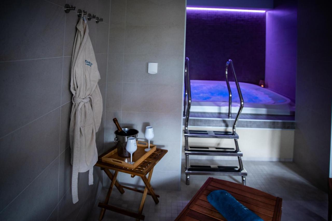Zamek Trest Hotel Kültér fotó