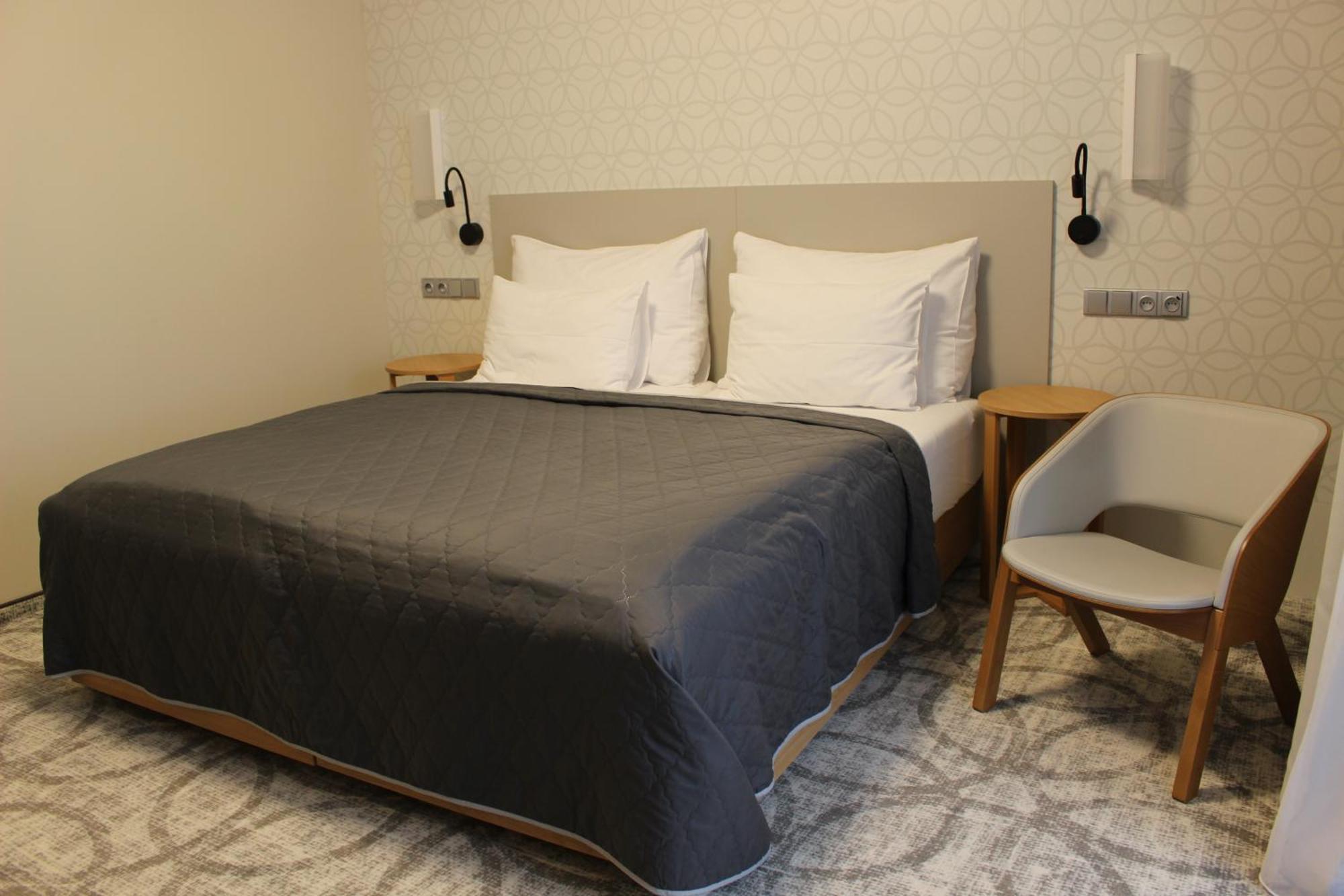 Zamek Trest Hotel Kültér fotó